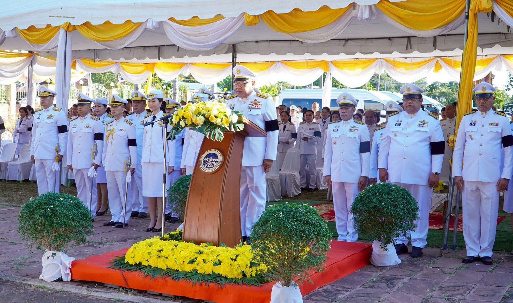 title - วันศุกร์ที่ 26 ธันวาคม 2568 เวลา 08.00 น  นายวิทูล ประดิษฐบุญ ปฏิรูปที่ดินจังหวัดปราจีนบุรี  พร้อมกับเจ้าหน้าที่ ส.ป.ก. เข้าร่วมพิธีถวายราชสักการะและวางพานพุ่มดอกไม้สด  เนื่องในวันสมเด็จพระเจ้าตากสินมหาราช